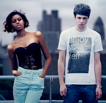 Watch AlunaGeorge&#8217;s video for &#8220;You Know You Like It&#8221; (playing Made in America Festival)