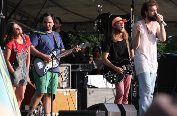 Edward Sharpe and the Magnetic Zeros | Photo by John Vettese