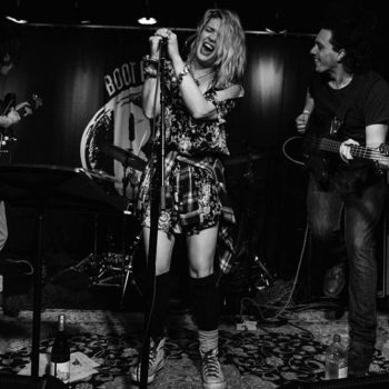 Download Ali Wadsworth and Satellite Hearts’ live cover of Pearl Jam’s <em>Ten</em>