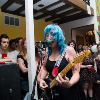 Cayetana puts on a brilliant show for a brilliant album