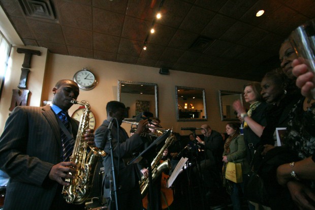 Dahud El-Bakara Sextet at Center City Jazz Fest | Photo by John Vettese