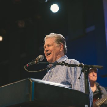 Recap: Brian Wilson cruises through NonCOMM Free at Noon