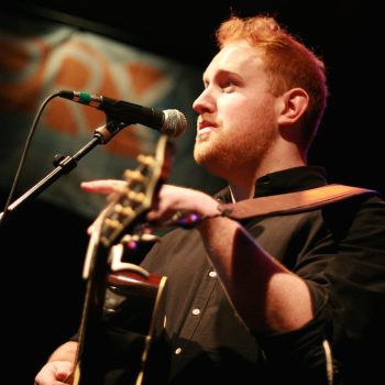 Recap: Gavin James opens up day three of NonCOMM