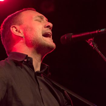 David Gray played an emotional, intimate set for Free at Noon