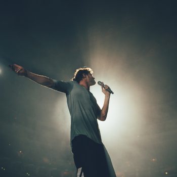 Imagine Dragons make an explosive return to Wells Fargo Center