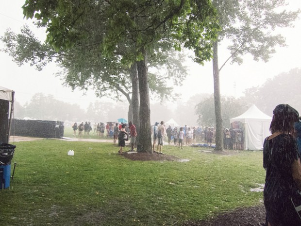 A thunderstorm brings the festival to a halt | Photo by Scott Troyan | scotttroyan.com