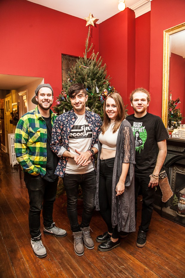 The Sonnder family holiday card | Photo by Josh Pelta-Heller | koalafoto.com