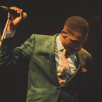 Leon Bridges is contemporary yet timeless on <em>Good Thing</em>