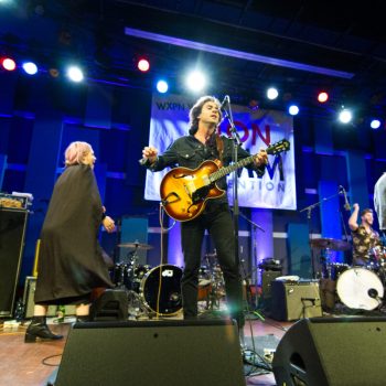 NonCOMM Recap: Jetlagged and all, The Head And The Heart dazzle