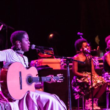 Ms. Lauryn Hill spans genres and cultures for a fired-up <em>Diaspora Calling</em> show at The Mann