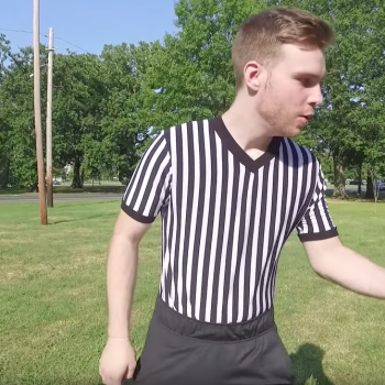 Voss referees an epic hot dog eating contest in ridiculous &#8220;CSN&#8221; video