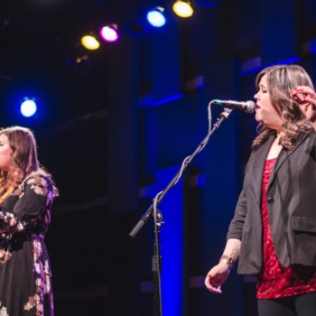 Free At Noon Flashback: Secret Sisters play joyously &#8220;depressing&#8221; music in arresting afternoon set