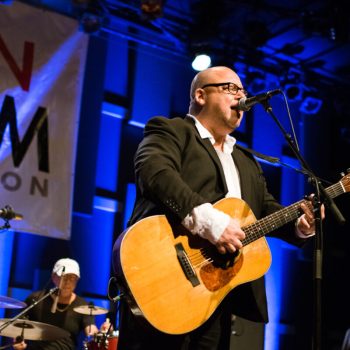 NonCOMM Recap: Slow-burning indie rock classics fill Pixies Free at Noon set