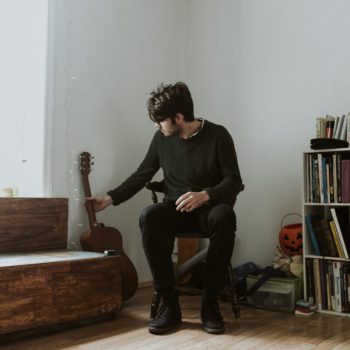 Slaughter Beach, Dog celebrates 20 years of Lucinda Williams&#8217; <em>Car Wheels On A Gravel Road</em> with &#8220;Drunken Angel&#8221; cover