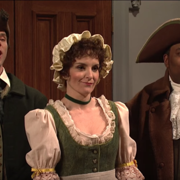 Watch Tina Fey lead a band of 18th century Eagles fans on SNL