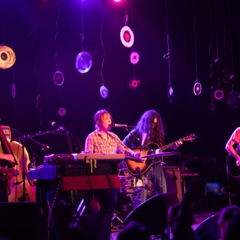 Yo La Tengo brings two sets, a spectrum of tones and a jam with Kurt Vile to Union Transfer