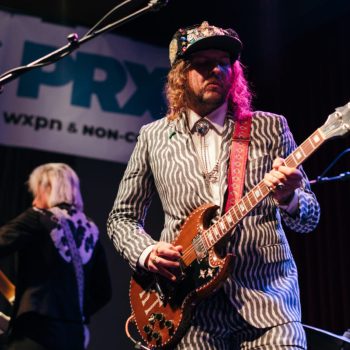 NonCOMM Recap: King Tuff transports crowd to the cosmos with a space horn