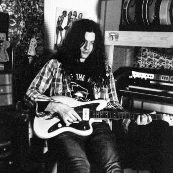 Kurt Vile just wants to park in the &#8220;Loading Zones&#8221; video