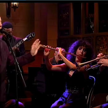 Paul Simon performed “Can’t Run But” and “Bridge Over Troubled Water” on SNL with yMusic