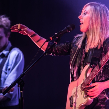 Liz Phair and Speedy Ortiz bring indie rock healing to Union Transfer