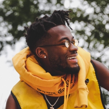 Kofie Carter flips negativity into shine on his new single “No Shade”