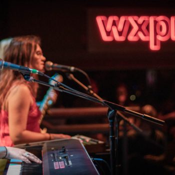 Lily &#038; Madeleine showcase the mature new sound of <em>Canterbury Girls</em> at World Cafe Live