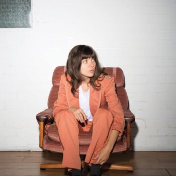 Courtney Barnett channels Jeff Buckley on &#8220;Everybody Here Hates You&#8221; for Record Store Day 7&#8243;