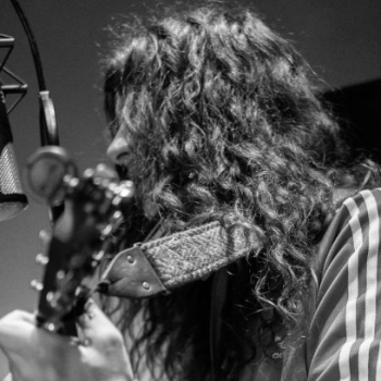 Kurt Vile covers The Rolling Stones for Spotify Singles session