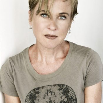 Kristin Hersh comes in colors