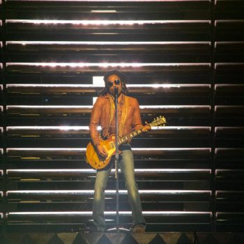 Lenny Kravitz proves he&#8217;s still a rockstar force to be reckoned with at The Met