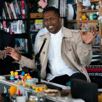 Leslie Odom Jr. showcases <em>Mr</em> in his Tiny Desk Concert