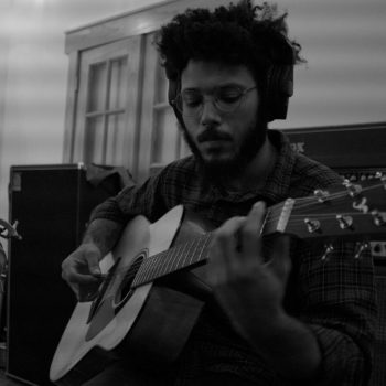 Philly singer-songwriter Dante Robinson offers haunting self-reflection on indie-folk single &#8220;Cosmonaut&#8221;