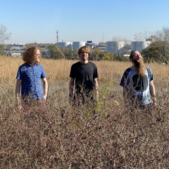 Philly&#8217;s BEES! release ferocious punk-rock single &#8220;Life Coach&#8221;