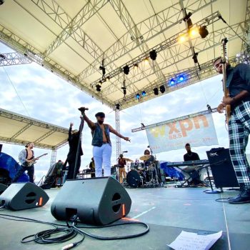 Arthur Thomas and the Funkitorium greet the new year with “Minding My Business”