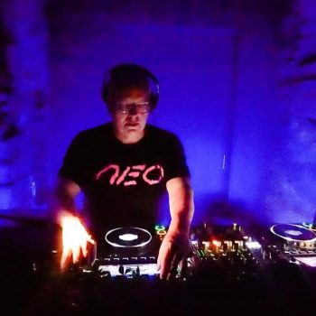 DJ Robert Drake is throwing a FREE Land Of The Lost 80s dance party and you’re invited