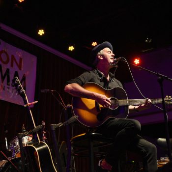 G. Love celebrates the past and looks to the future in a formidable one-man show at #NONCOMM