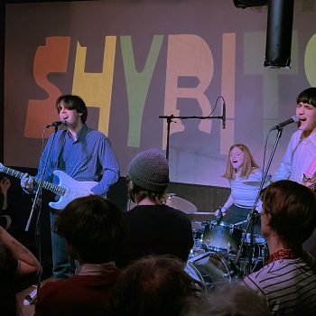 Post-punk garage rock band Shybits packs Berlin&#8217;s 8MM Bar