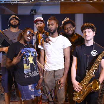 The Key Studio Sessions: Mobbluz