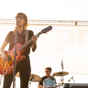 Sarah Shook &#038; the Disarmers took the River stage on a tour through country-rock history