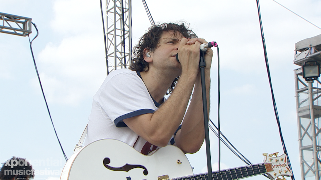 lo-moon-full-set-xponential-music-festival-2022-wxpn-vinyl-at-heart