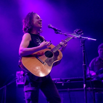 Ani DiFranco returns to Philly with three decades’ worth of compelling folk