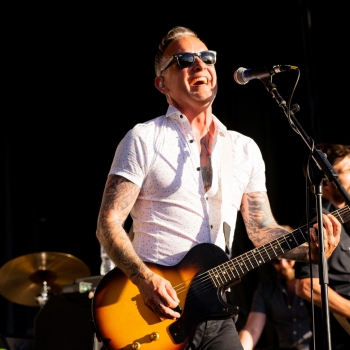 Dave Hause shares two new live albums from his &#8216;Haunted Churches&#8217; tour, daily lineups for Sing Us Home Festival 2024