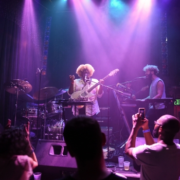 L&#8217;Rain Kicked Off Their Johnny Brenda&#8217;s Set with A Howl