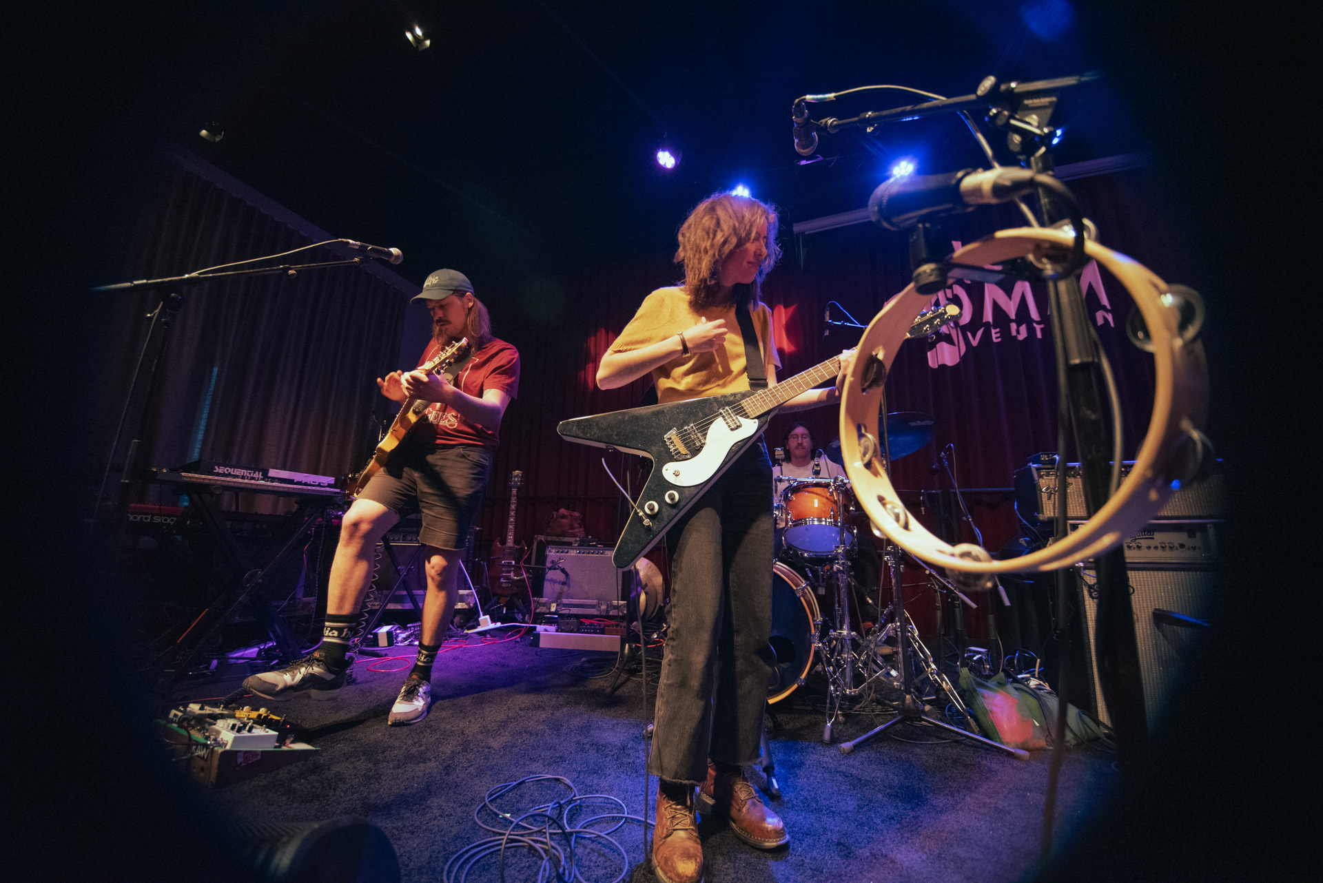 Ratboys hit their stride with a stellar NON-COMM set - WXPN | Vinyl At ...