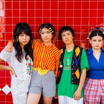 The Linda Lindas release new single “Yo Me Estreso”