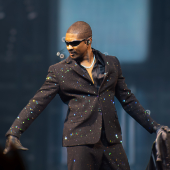 Usher brought his &#8220;Past, Present, and Future&#8221; tour to Philly with an unforgettable night at Wells Fargo Center