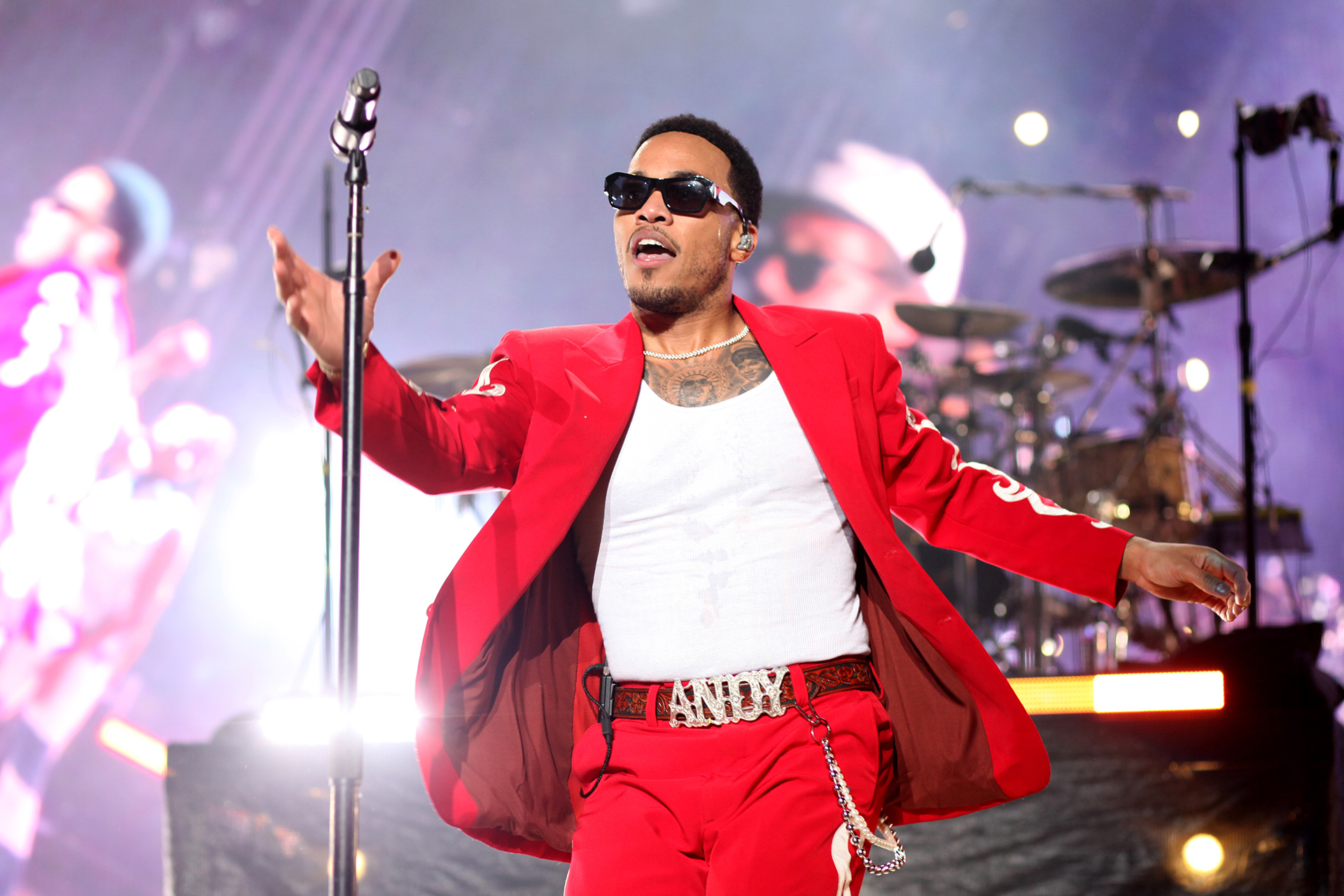 Anderson .Paak takes the Mann Center to 'Malibu' in a high