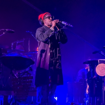 André 3000 throws caution to the wind in a dazzling Met Philly appearance