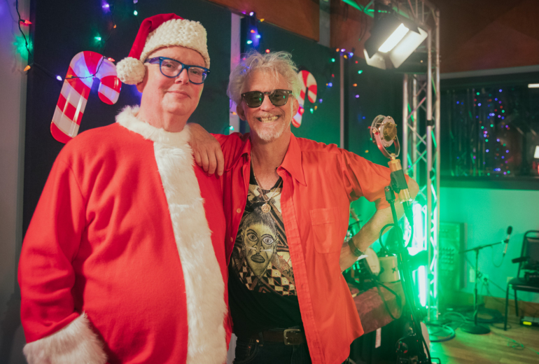 Squirrel Nut Zippers' Christmas Caravan visits The Night Before