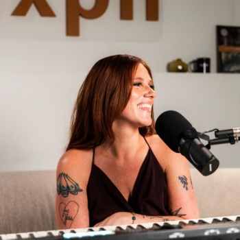 Watch Philly singer-songwriter Suzanne Sheer perform for WXPN and REC Philly’s Sofa Sessions